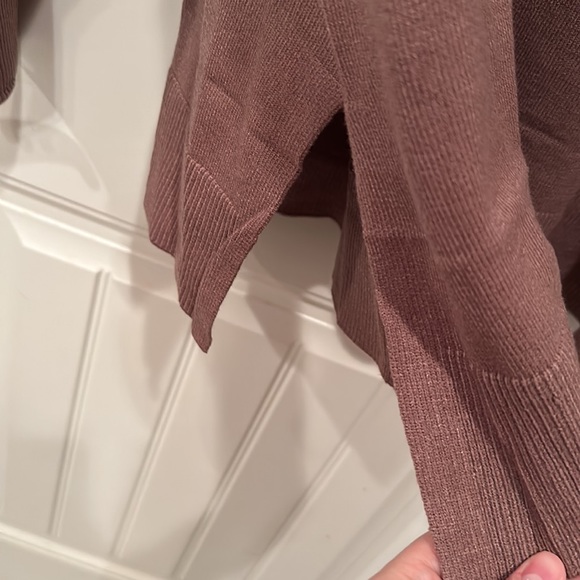 NWT Nutmeg Lillusory V-Neck Collared Sweater XL - Picture 8 of 16